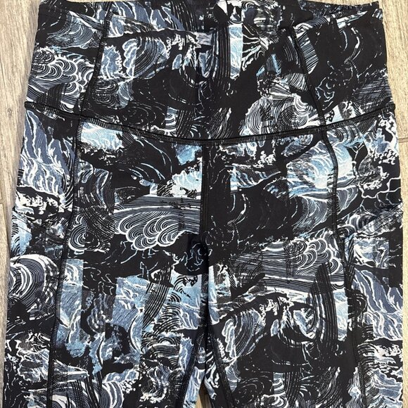 Lululemon athletica Wunder Under Crop III (21”) – Iced Wave White Black Size 6 - Picture 3 of 8
